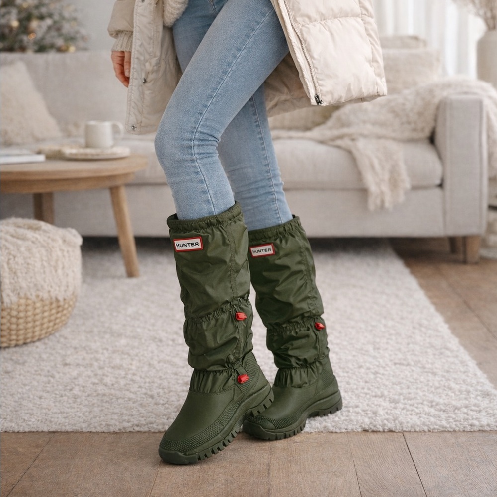 Hunter Wanderer Women's Tall Olive and Gray Winter Boots-Size 8